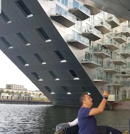 Nocleg ze śniadaniem Wheelhouse Euphrate Houseboat Amsterdam