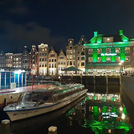 Wheelhouse Euphrate Houseboat Nocleg ze śniadaniem