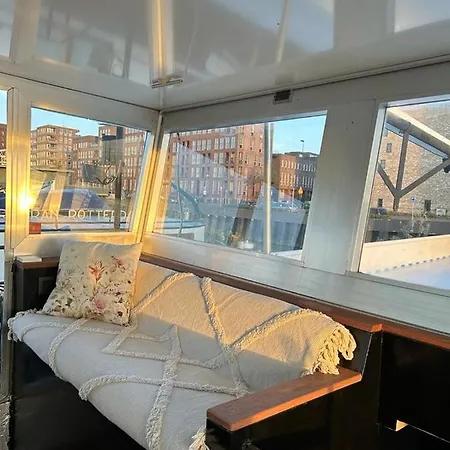 Wheelhouse Euphrate Houseboat Amsterdam