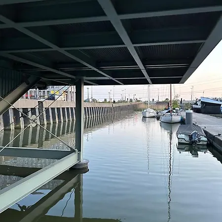 Wheelhouse Euphrate Houseboat