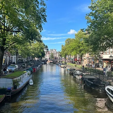 Wheelhouse Euphrate Houseboat Bed & Breakfast 3*