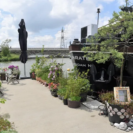 Wheelhouse Euphrate Houseboat 3* Amsterdam