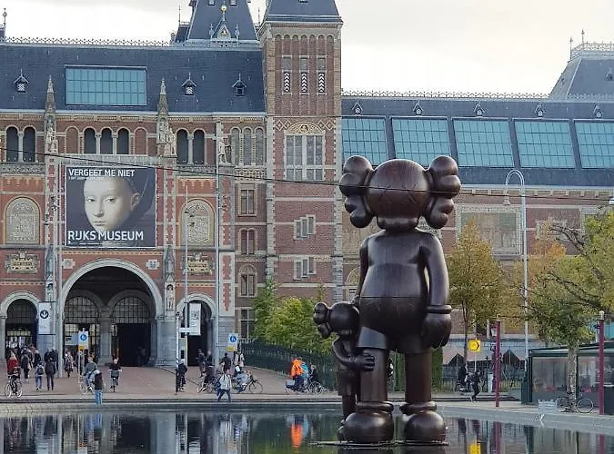 Wheelhouse Euphrate Houseboat 3* Amsterdam