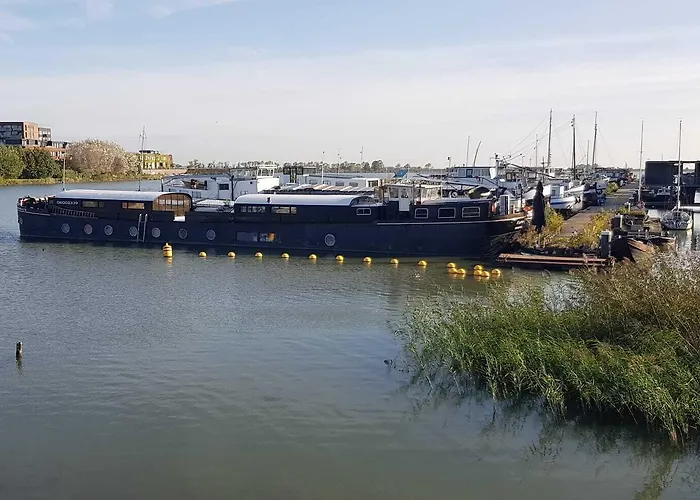 Wheelhouse Euphrate Houseboat