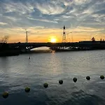 Wheelhouse Euphrate Houseboat 3* Амстердам
