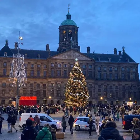 Wheelhouse Euphrate Houseboat ベッド・アンド・ブレックファスト